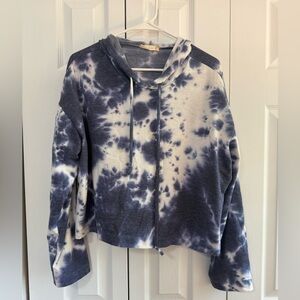 Tie dye cropped light hoodie